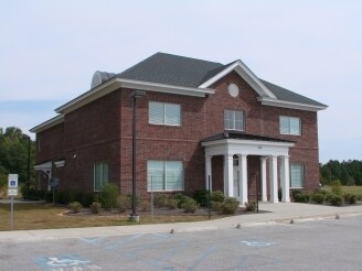 696 Medical Park Dr, Hartsville, SC à louer Photo principale– Image 1 sur 4