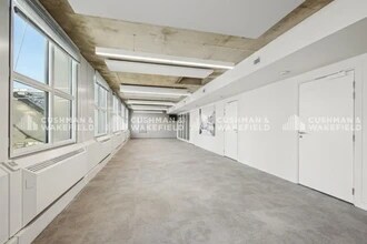 Bureau dans Puteaux à louer Photo intérieure– Image 2 sur 4