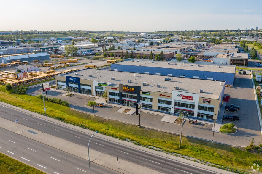 620-630 Mcknight Blvd NE, Calgary, AB à louer - Aérien – Image 2 sur 4