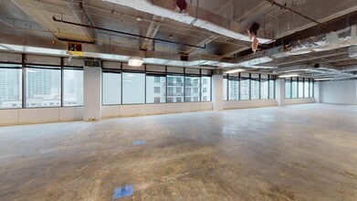 80 SW 8th St, Miami, FL à louer Photo intérieure– Image 2 sur 11