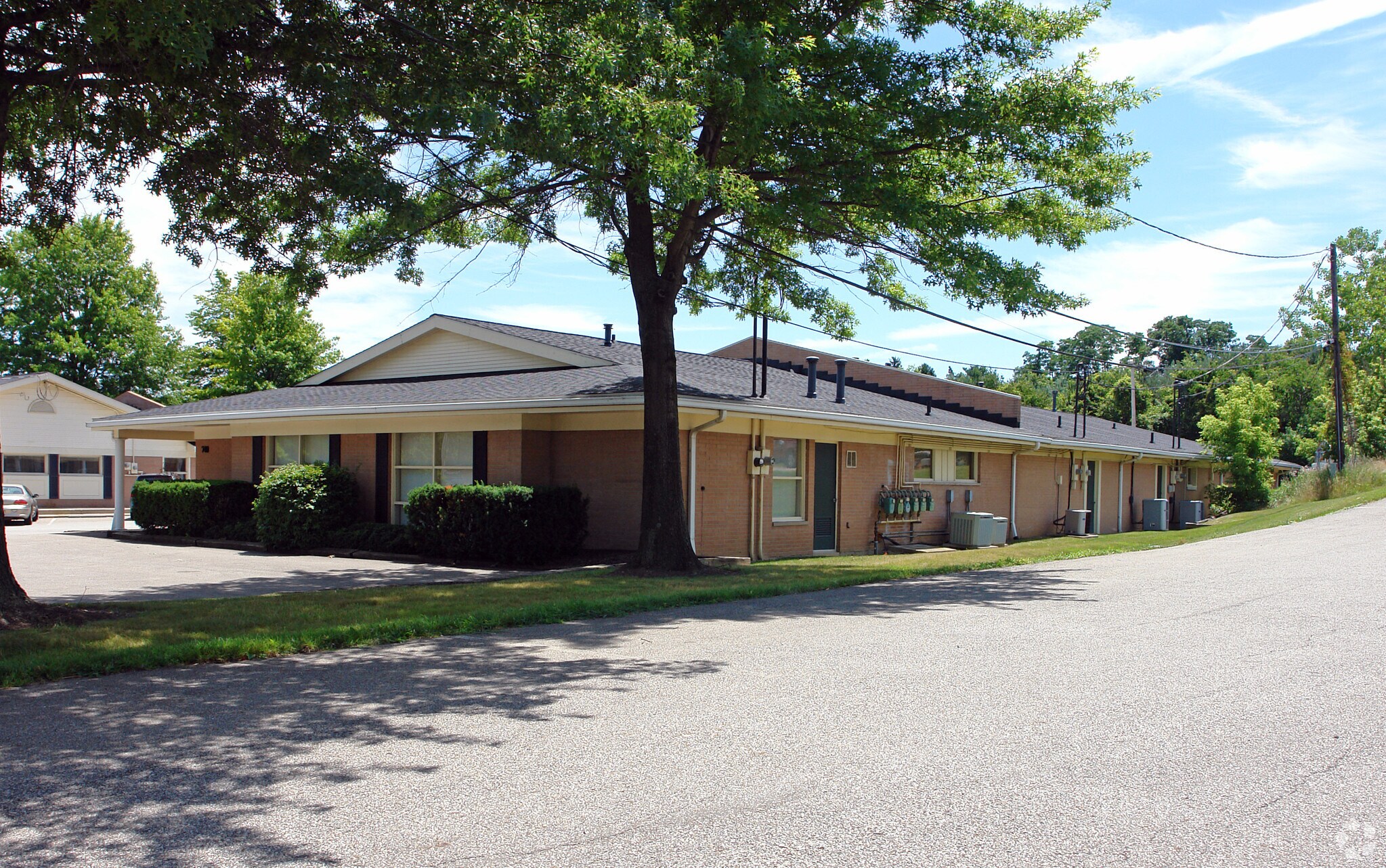 740-750 E Washington St, Medina, OH à louer Photo principale– Image 1 sur 5