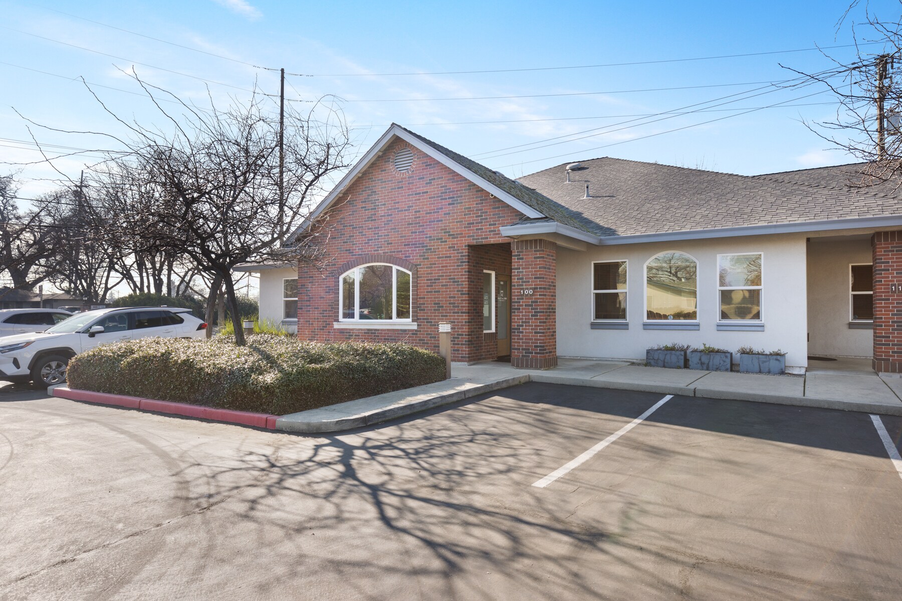 952 Lupin Ave, Chico, CA à louer Photo principale– Image 1 sur 7