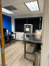 140 Littleton Rd, Parsippany, NJ à louer Photo de l’immeuble– Image 2 sur 12