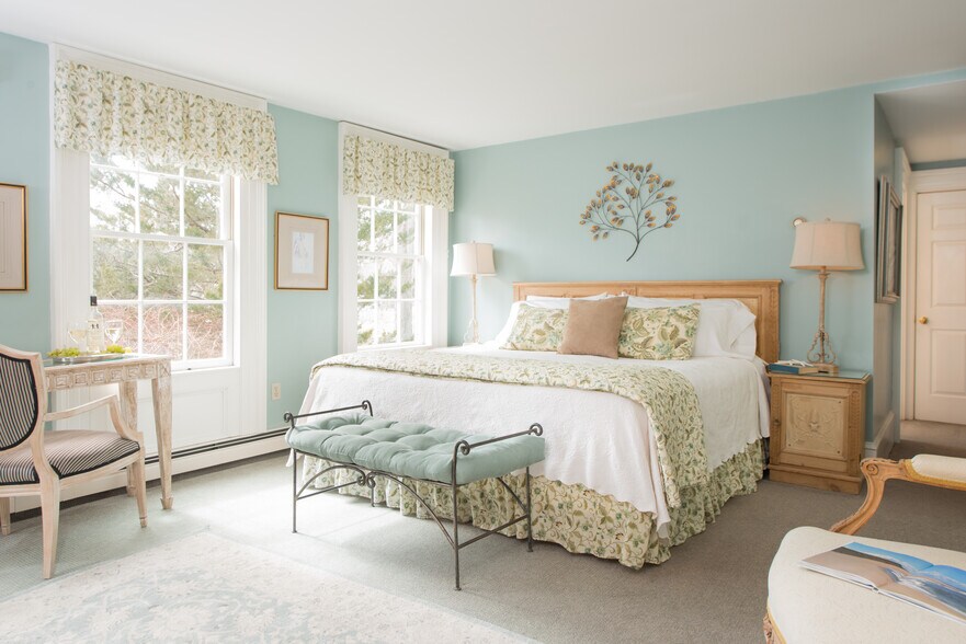 308 Old Main St, South Yarmouth, MA à vendre - Photo intérieure – Image 2 sur 10