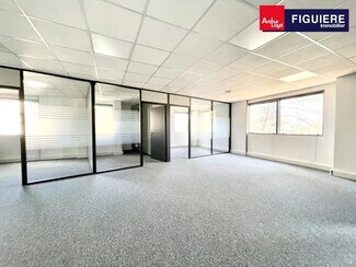 Plus de détails pour 350 Avenue Jean-René Guillibert Gautier De La Lauzière, Aix-en-Provence - Bureau à louer