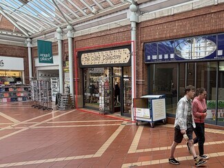 Plus de détails pour Shopping Centre, Bridgwater - Local commercial à louer