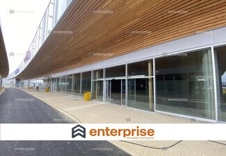 Plus de détails pour Local commercial à louer