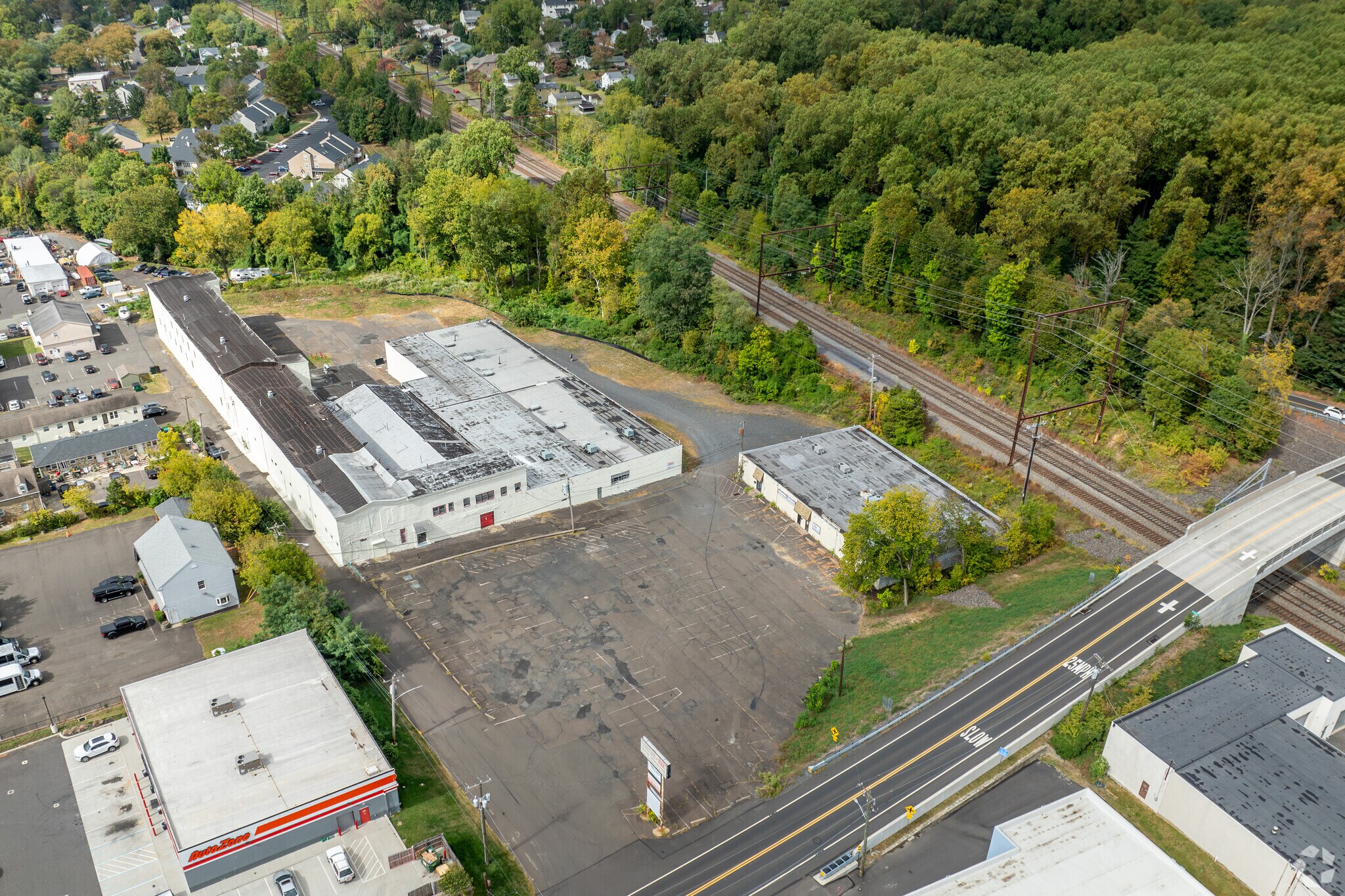 50 Hulmeville Ave, Penndel, PA à vendre Photo principale– Image 1 sur 21