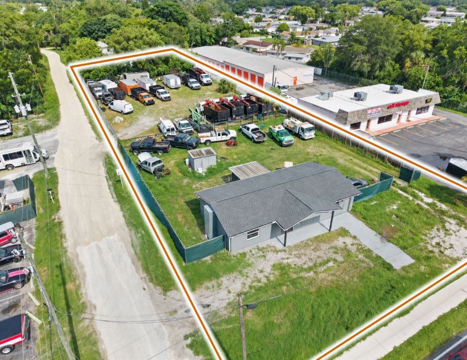 3830 Grand Blvd, New Port Richey, FL à vendre Photo de l’immeuble– Image 1 sur 16