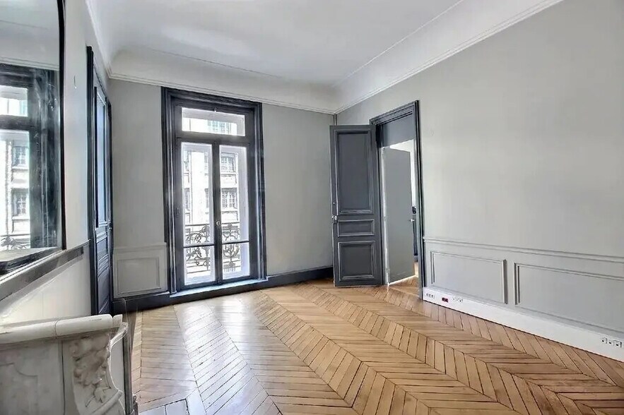 Bureau dans Paris à louer - Photo de l’immeuble – Image 3 sur 7
