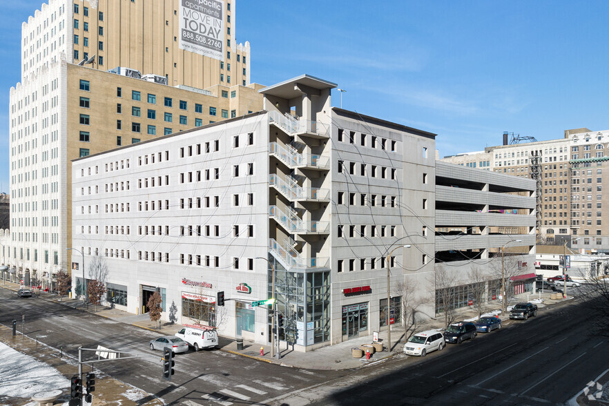 1211-1215 N Pine St, Saint Louis, MO à louer - Photo de l’immeuble – Image 2 sur 6