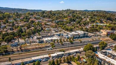 780 Old County Rd, Belmont, CA - Vue aérienne  vue de carte - Image1