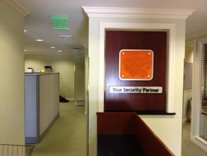 1350 NE 56th St, Fort Lauderdale, FL à louer Photo intérieure– Image 2 sur 3