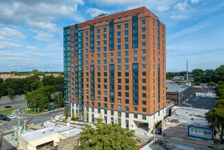 Plus de détails pour 42 Broad St W, Mount Vernon, NY - Local commercial à louer