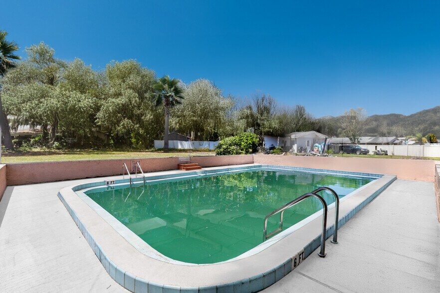 5620 Bertsville Road, Lady Lake, FL à vendre - Photo de l’immeuble – Image 3 sur 83