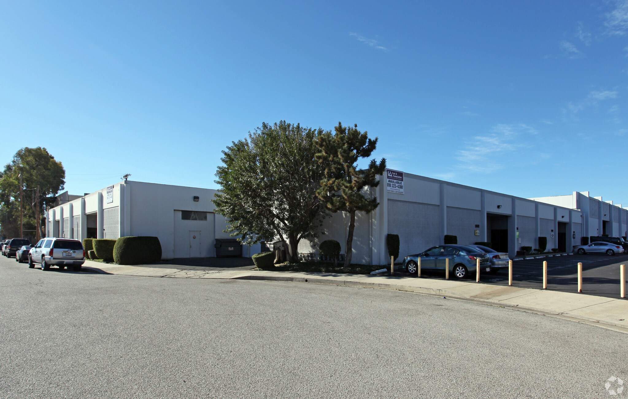 20806 Plummer St, Chatsworth, CA à louer Photo principale– Image 1 sur 8