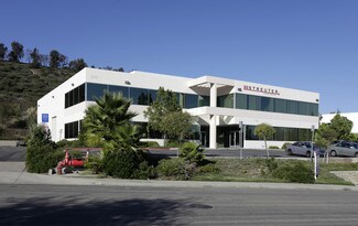 Plus de détails pour 208 Avenida Fabricante, San Clemente, CA - Local d’activités à vendre