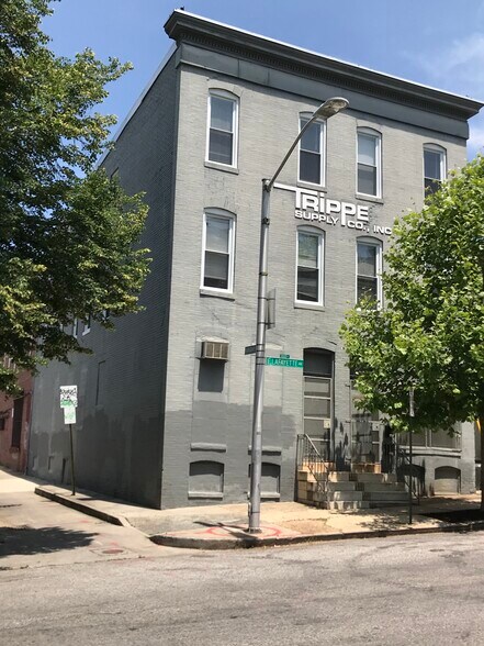 100-102 E Lafayette Ave, Baltimore, MD à louer - Photo de l’immeuble – Image 3 sur 7