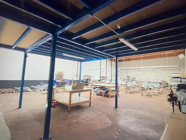 Avenue Des Bruyères, Décines-Charpieu à louer Photo intérieure– Image 1 sur 8