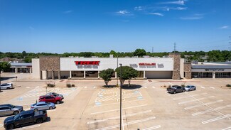 Plus de détails pour 113-217 Harwood Rd, Hurst, TX - Local commercial à louer
