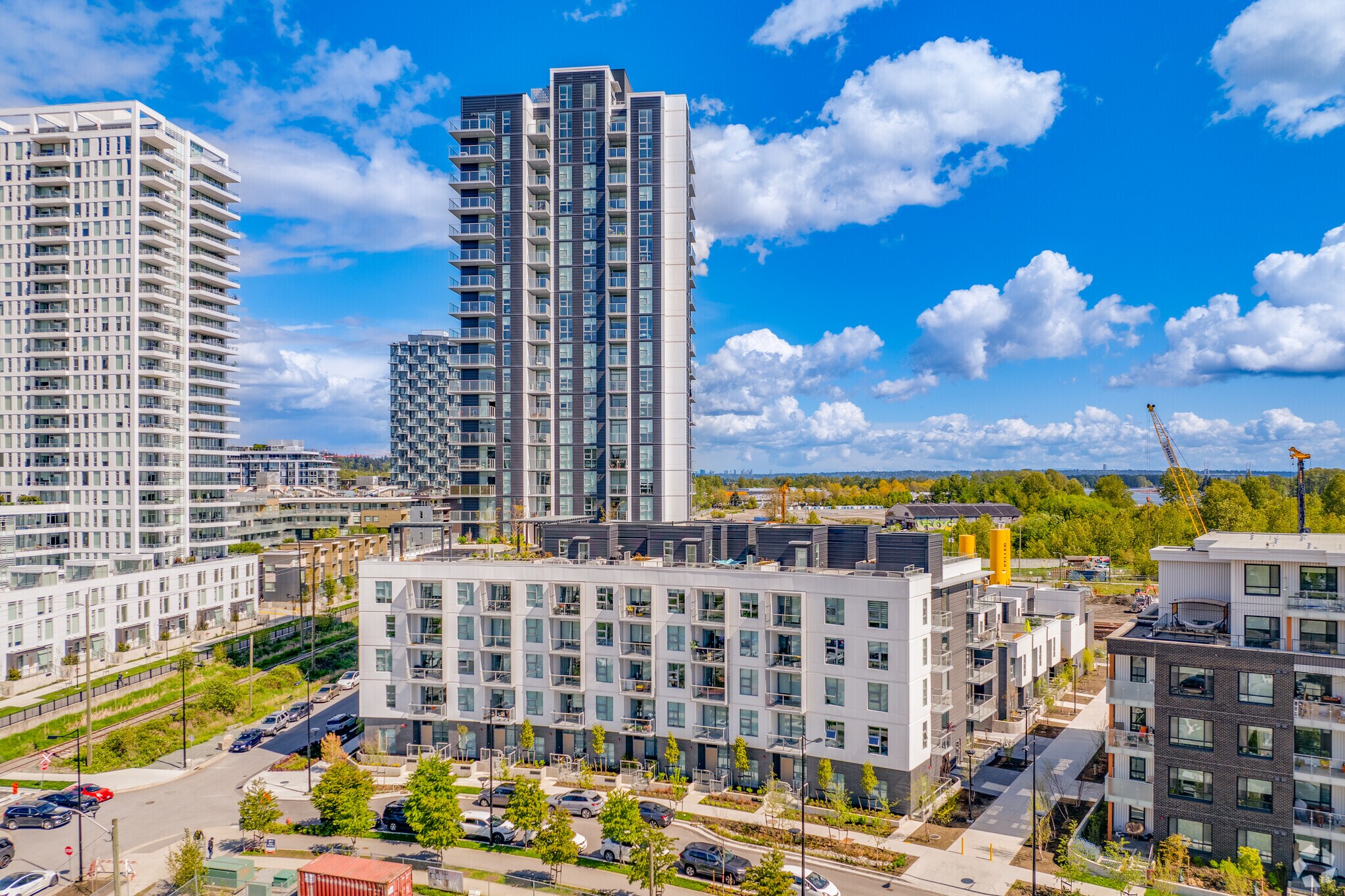 5520 E Kent Av S, Vancouver, BC à louer Photo principale– Image 1 sur 8