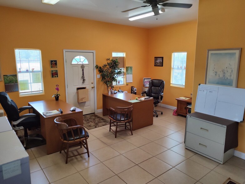 4101 N Saint Marys St, Beeville, TX à louer - Photo intérieure – Image 2 sur 14