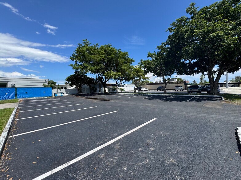 41 6th ct, Pompano Beach, FL à louer - Photo principale – Image 1 sur 3