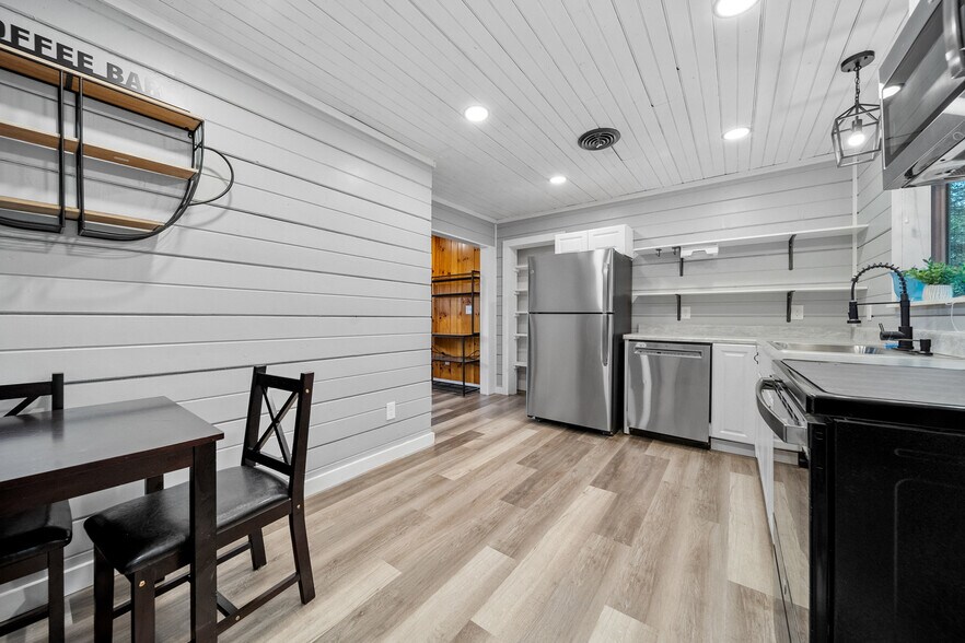 1011 Old Knoxville Hwy, Sevierville, TN à vendre - Photo de l’immeuble – Image 3 sur 40