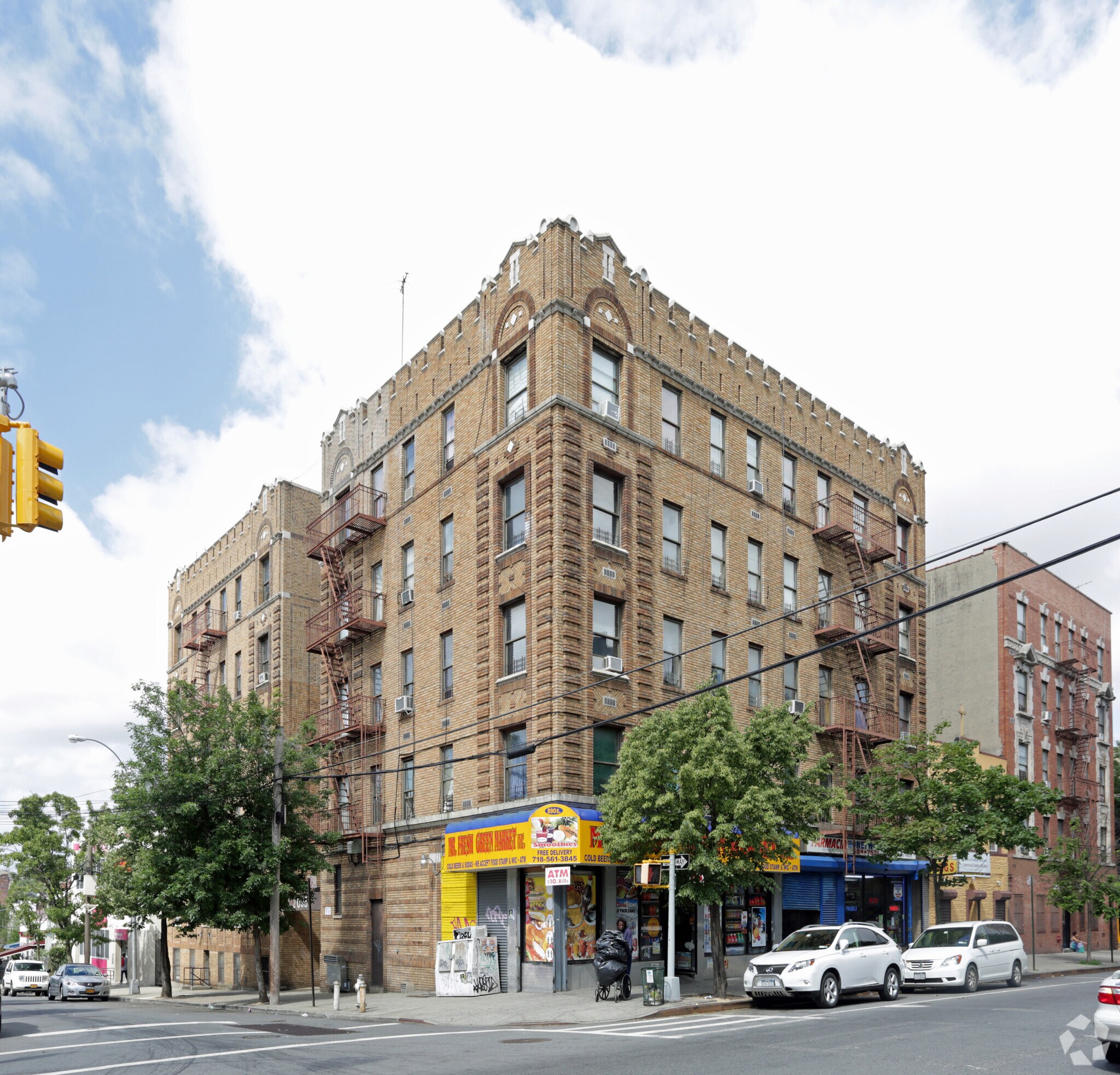 2095 Honeywell Ave, Bronx, NY à vendre Photo principale– Image 1 sur 7