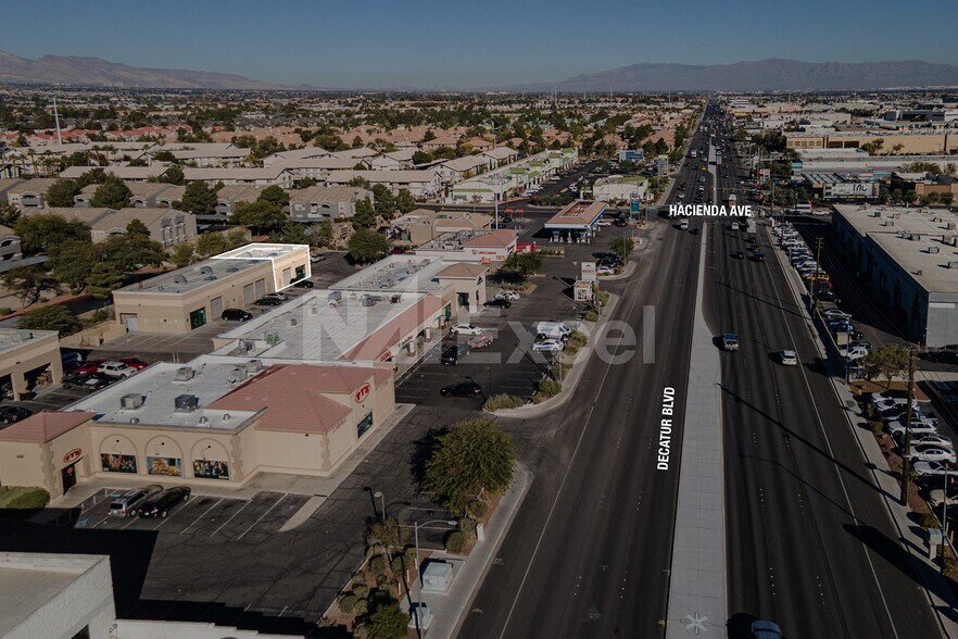 5351 S Decatur Blvd, Las Vegas, NV à louer - Photo de l’immeuble – Image 3 sur 5