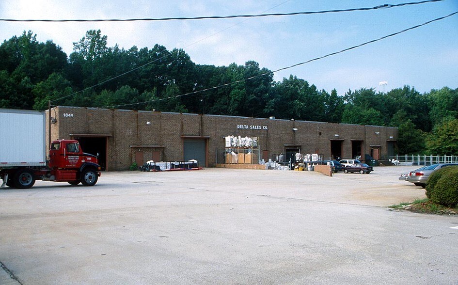 1840 Tucker Industrial Rd, Tucker, GA à louer - Photo de l’immeuble – Image 2 sur 8