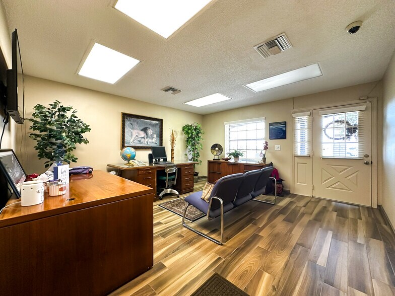 3231 Drane Field Rd, Lakeland, FL à louer - Photo de l’immeuble – Image 3 sur 26