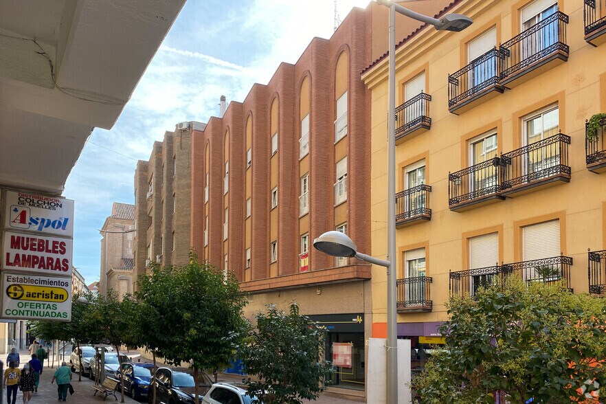 Calle Juan de la Cierva, 7, Arganda del Rey, Madrid à vendre - Photo de l’immeuble – Image 2 sur 2