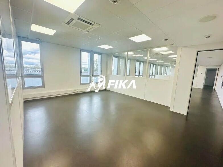 Bureau dans Mérignac à louer - Photo intérieure – Image 2 sur 5