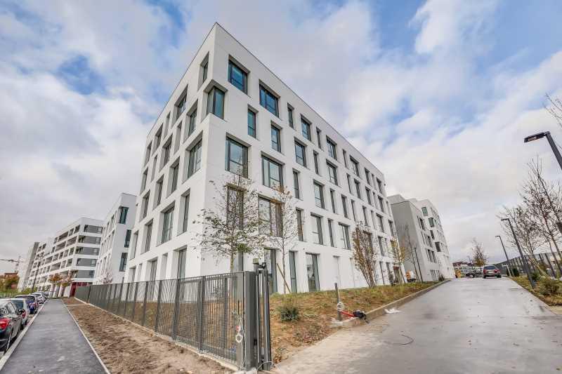 7 Rue Léonard De Vinci, Massy à louer - Photo de l’immeuble – Image 1 sur 18