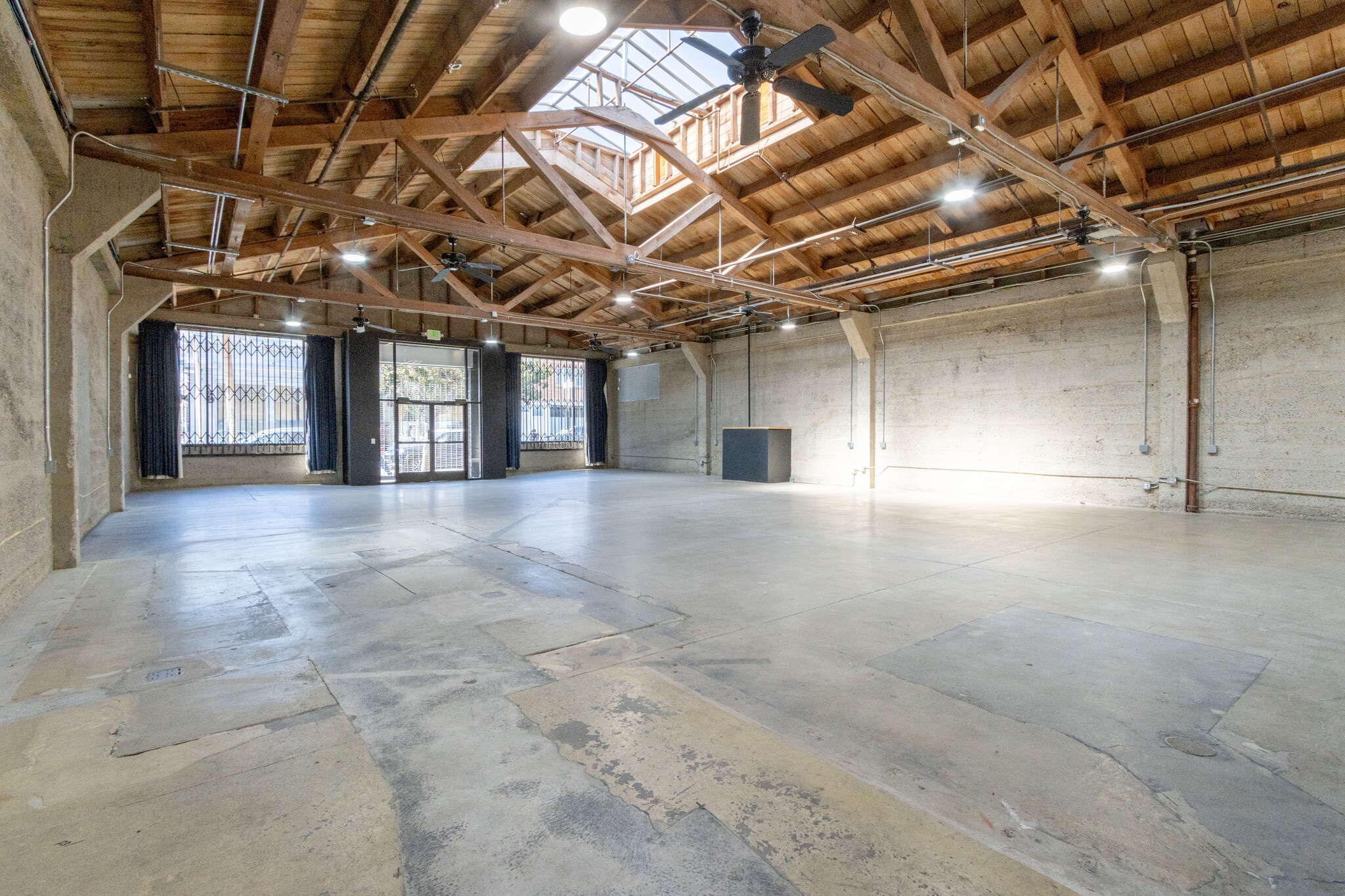 1345 Howard St, San Francisco, CA à louer Photo intérieure– Image 1 sur 7