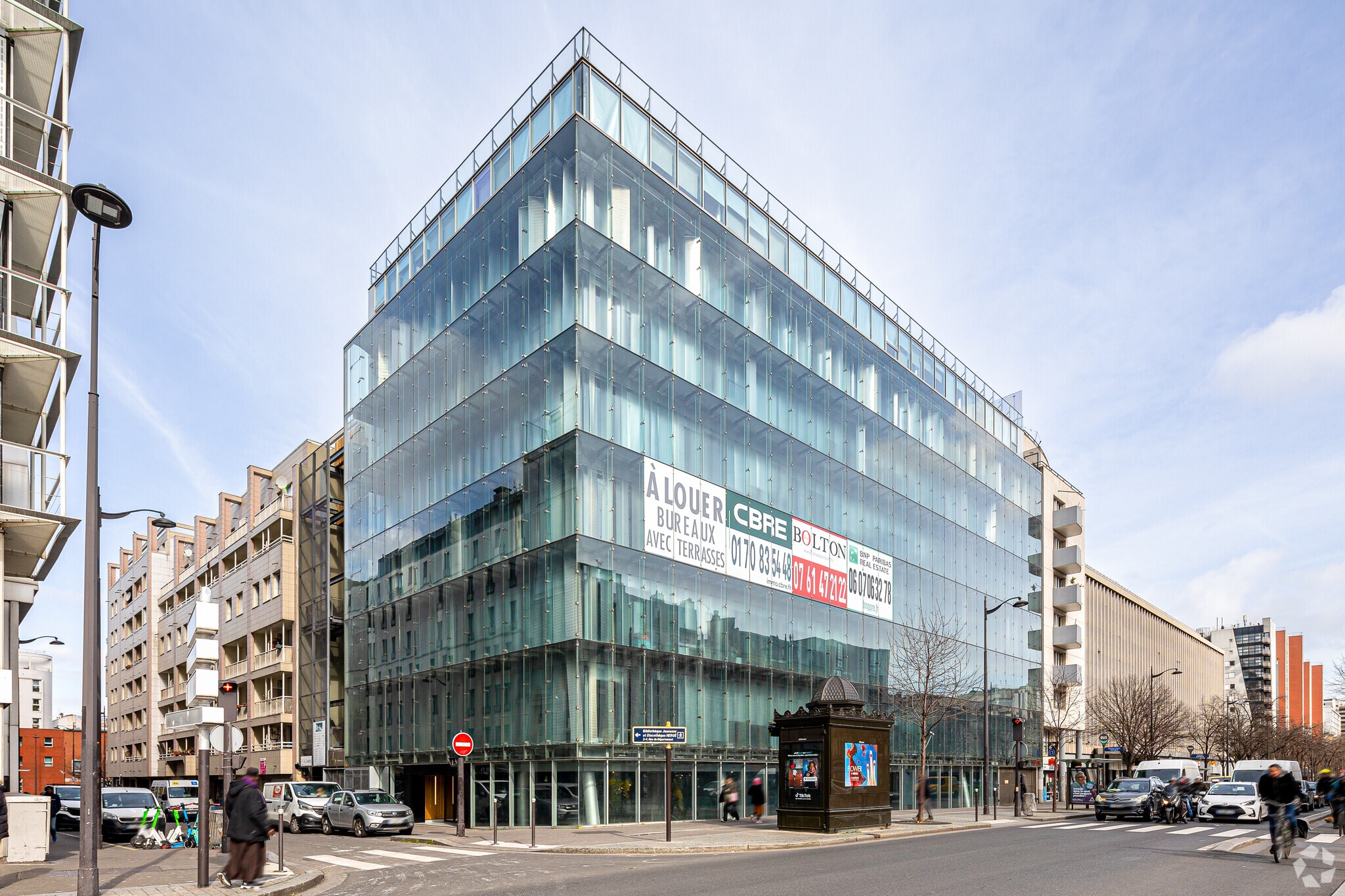 2-8 Rue Gaston Rébuffat, Paris à louer Photo principale– Image 1 sur 18
