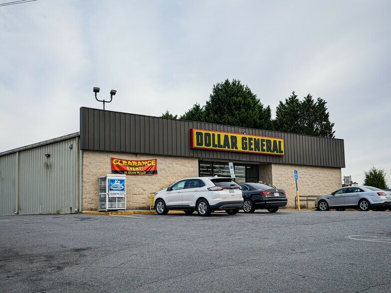 6568 N NC Highway 16, Conover, NC à vendre - Photo de l’immeuble – Image 2 sur 5