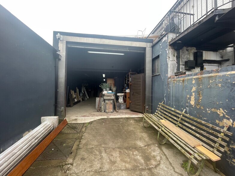 Rear of 38-40 High Street, Bagshot à louer - Photo intérieure – Image 3 sur 7