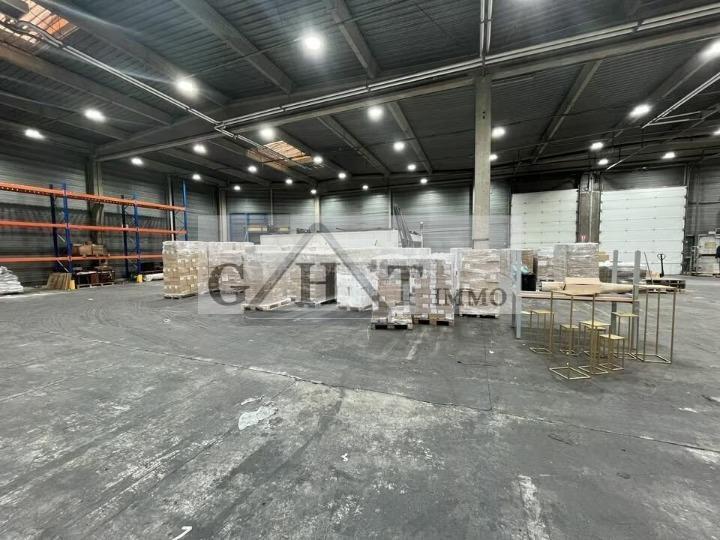 Industriel/Logistique dans Gonesse à louer Photo intérieure– Image 1 sur 5