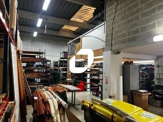 Plus de détails pour Bureau, Local d'activités à louer