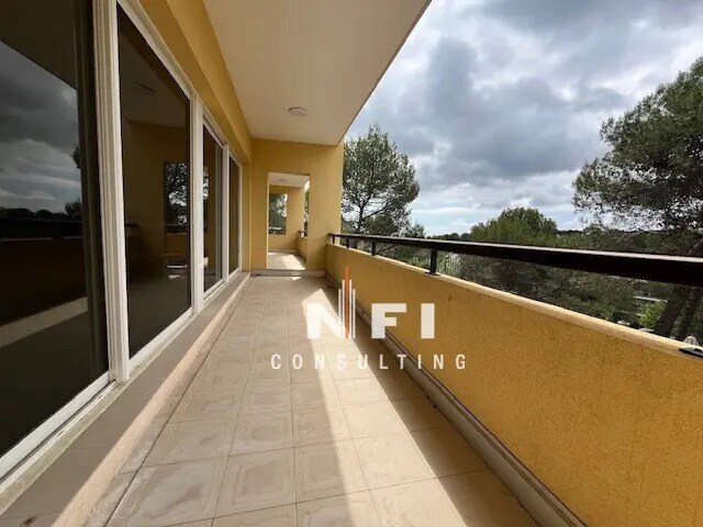 Bureau dans Valbonne à louer - Photo de l’immeuble – Image 1 sur 5