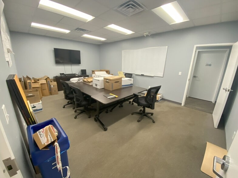 961 Michael Dr, Chesapeake, VA à louer - Photo intérieure – Image 2 sur 20