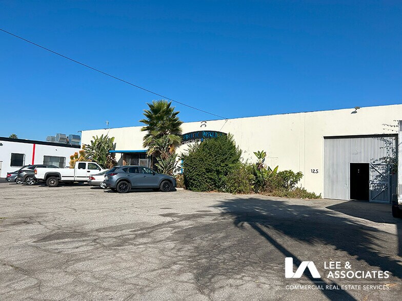 125 W 157th St, Gardena, CA à vendre - Photo de l’immeuble – Image 2 sur 11