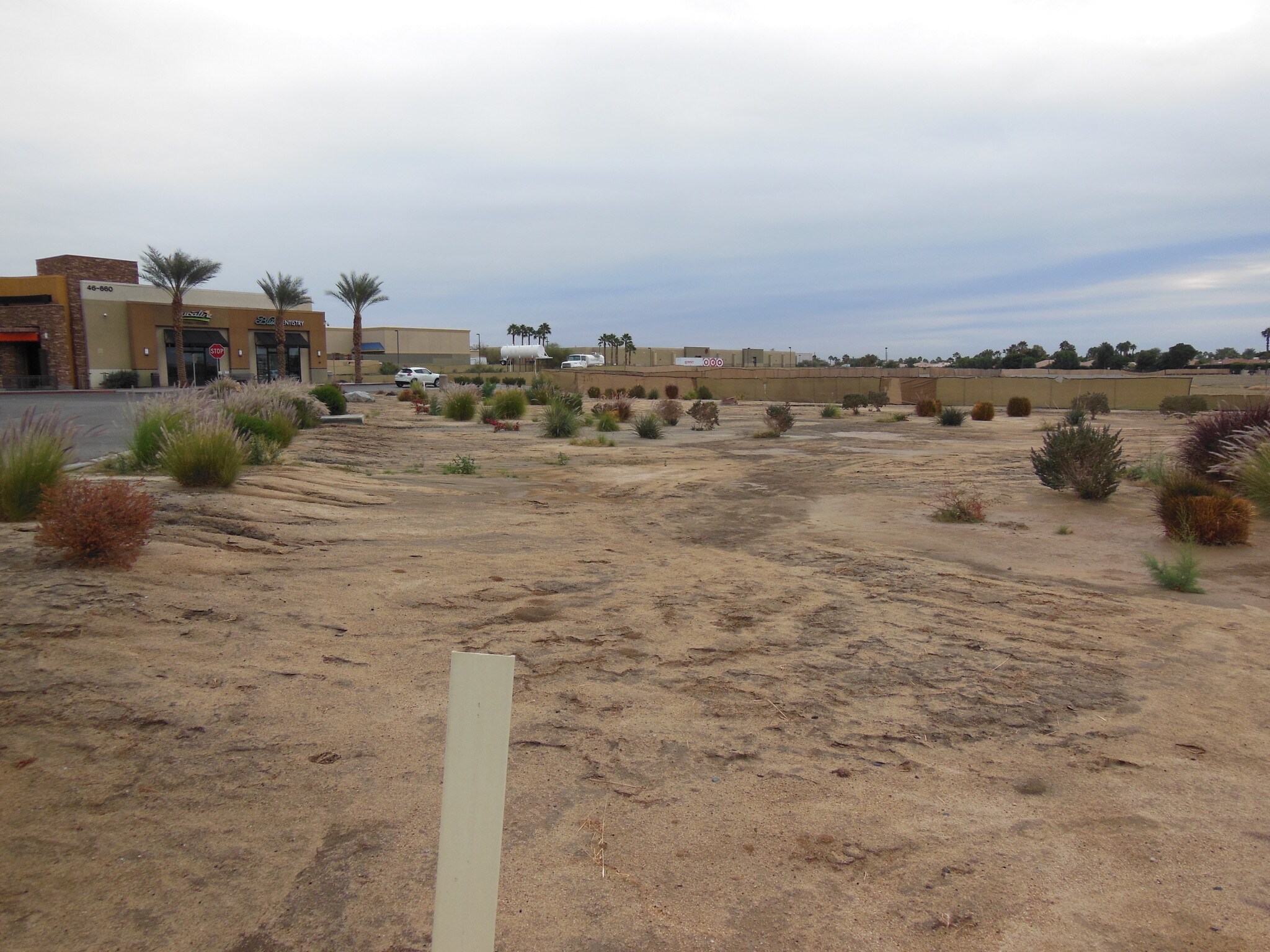 46700 Washington St, La Quinta, CA à vendre Photo principale– Image 1 sur 3