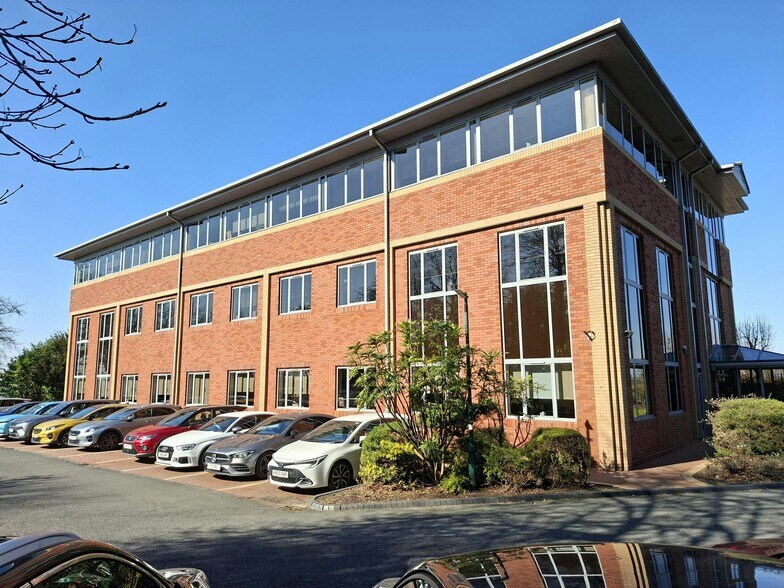 Mucklow Hl, Halesowen à louer - Photo de l’immeuble – Image 1 sur 6