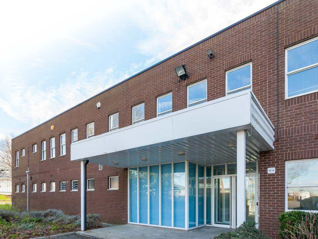 18 Concorde Rd, Patchway à louer Photo principale– Image 1 sur 14