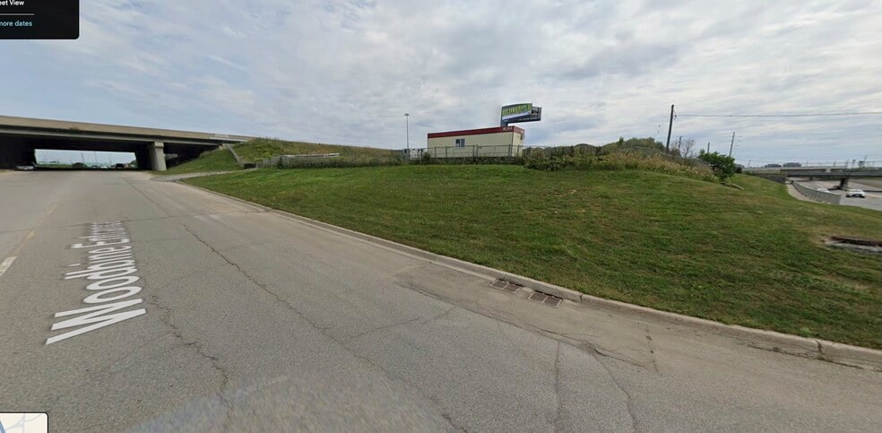 6351 Goreway Dr, Mississauga, ON à vendre - Photo de l’immeuble – Image 2 sur 7