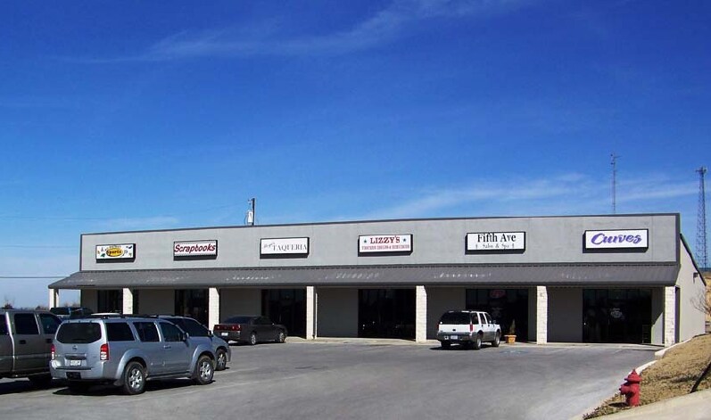 1100 W Business 380, Decatur, TX à louer - Photo principale – Image 1 sur 1