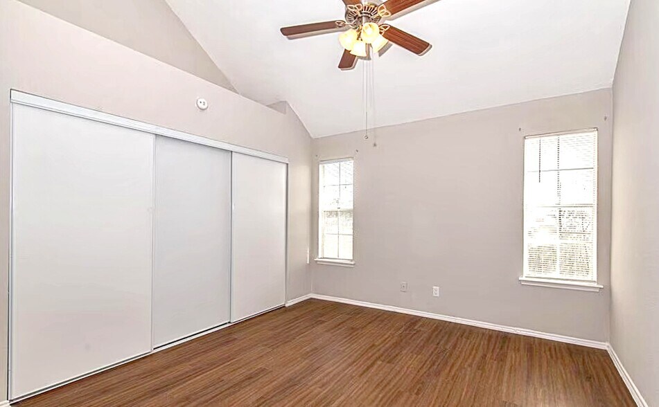 14235 Bissonnet St, Houston, TX à vendre - Photo intérieure – Image 3 sur 3
